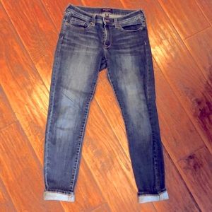 Banana Republic skinny fit boyfriend jean. Like new